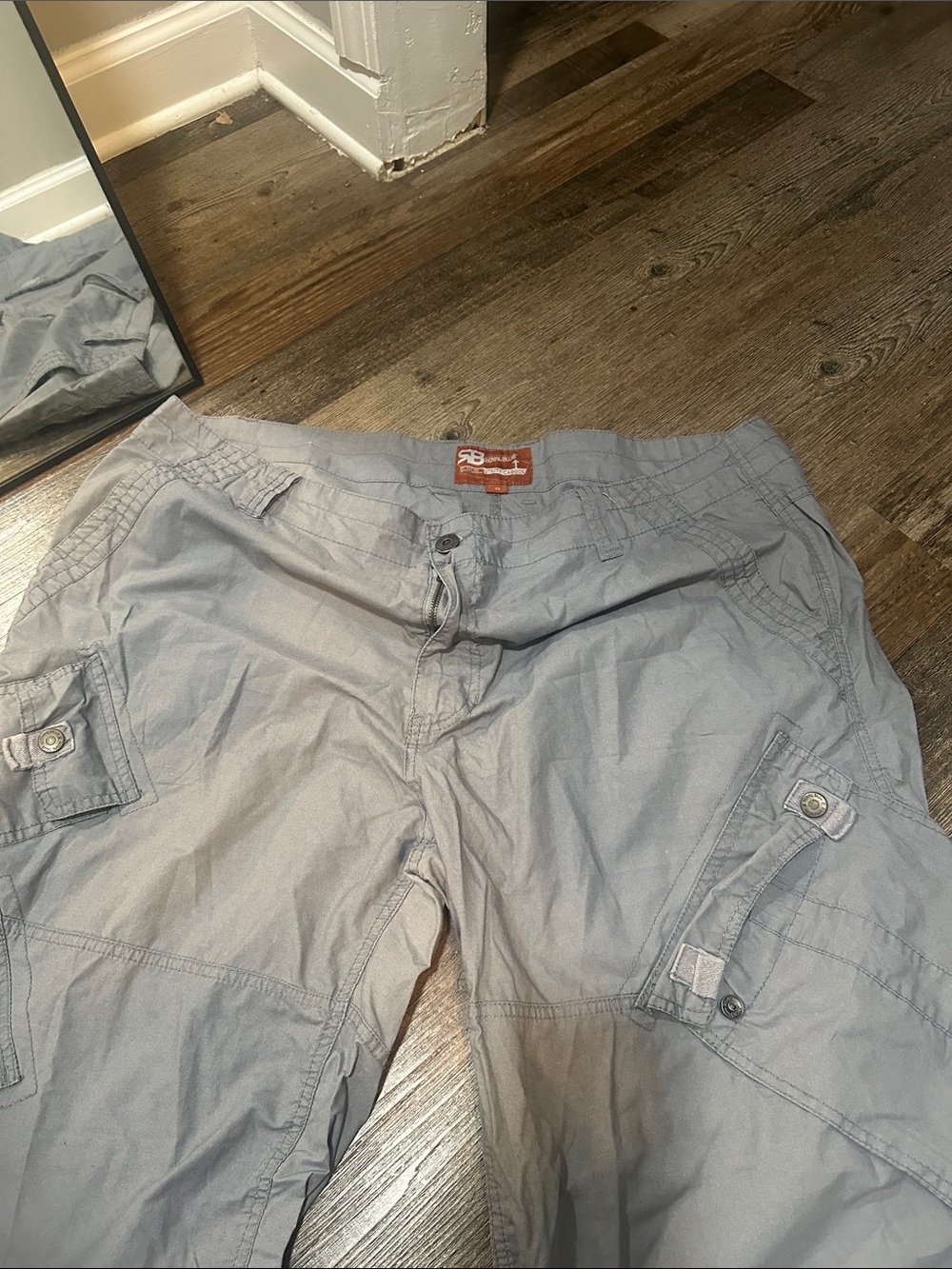 Men's Light Gray Cargo Pants with Utility Pockets
